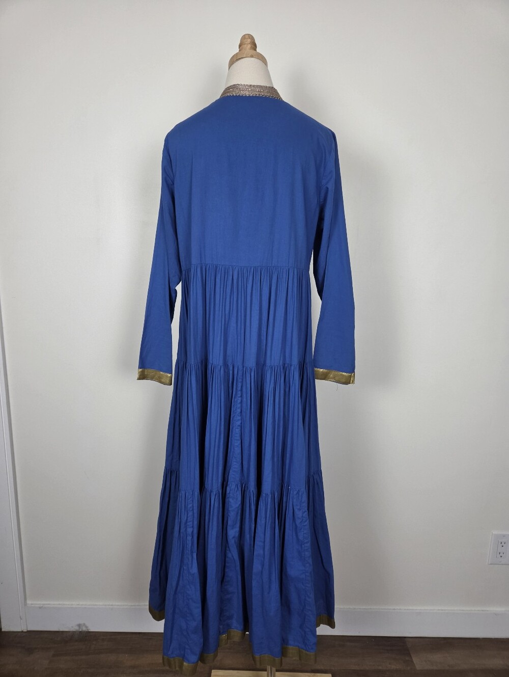 April Cornell Tiered Maxi Dress Size Large Full Ethnic Blue V-neck (c1) - Picture 11 of 11